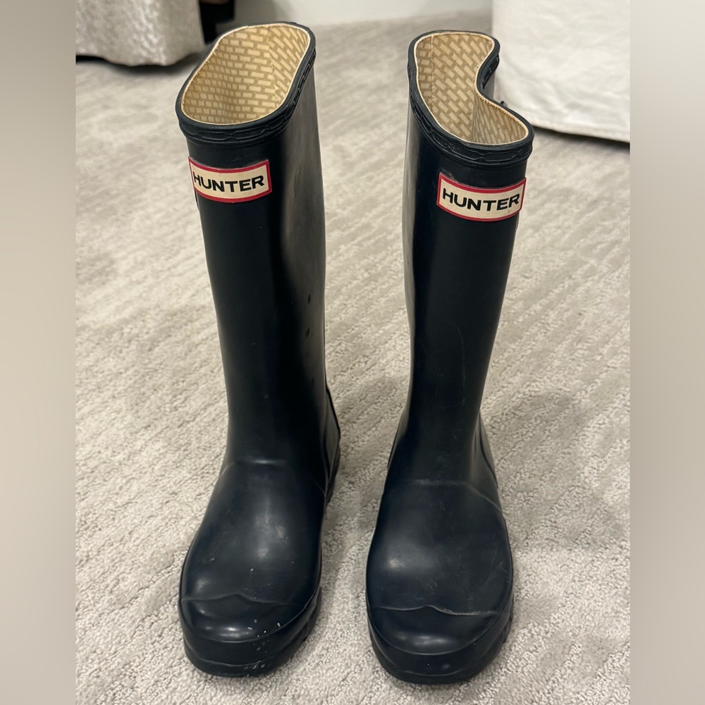 Hunter Classic Black Tall Boots - EUC